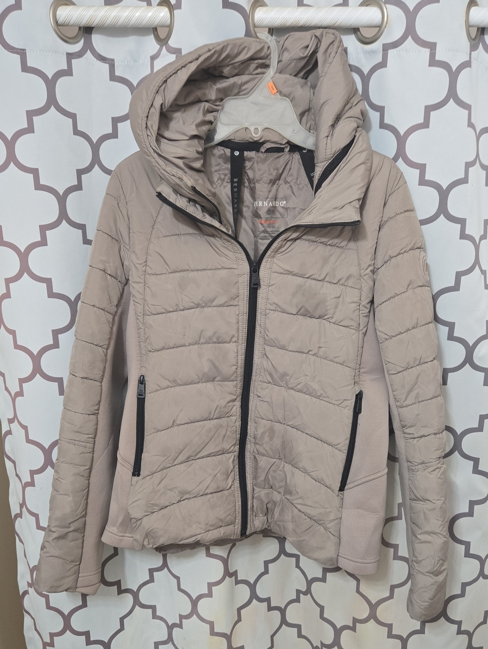 Bernardo Light Taupe Quilted Hooded Puffer Jacket